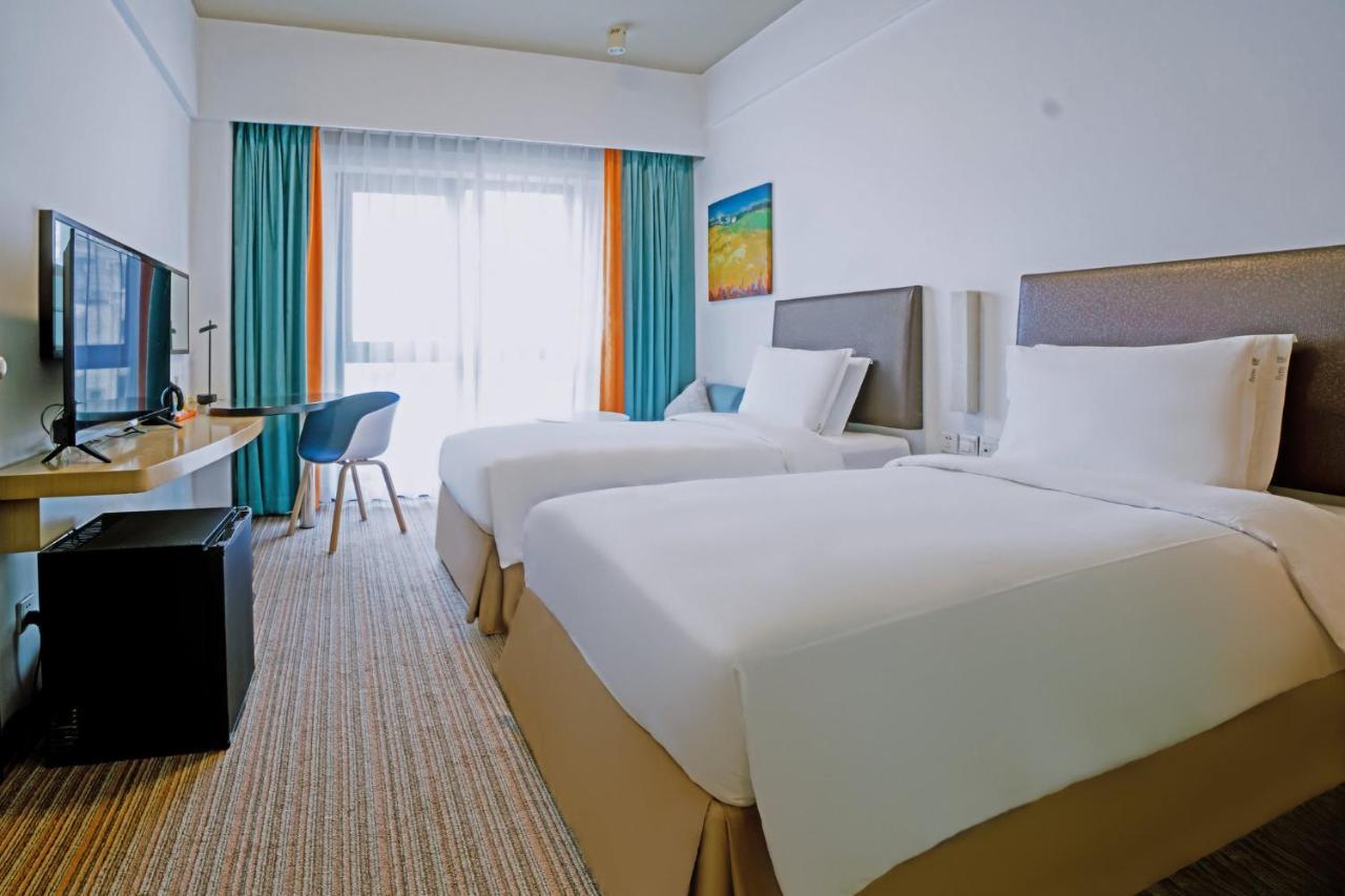 Holiday Inn Express Shanghai Putuo By Ihg Exterior photo
