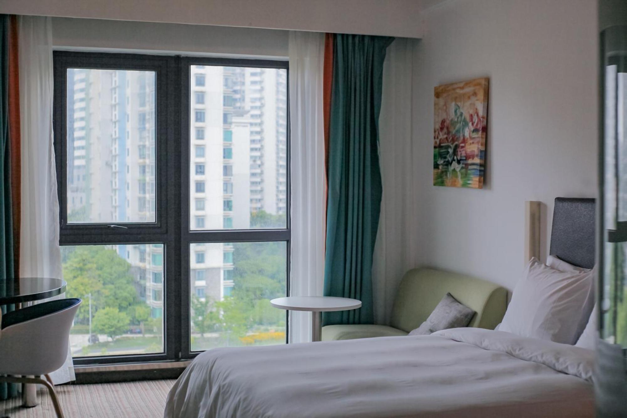Holiday Inn Express Shanghai Putuo By Ihg Exterior photo